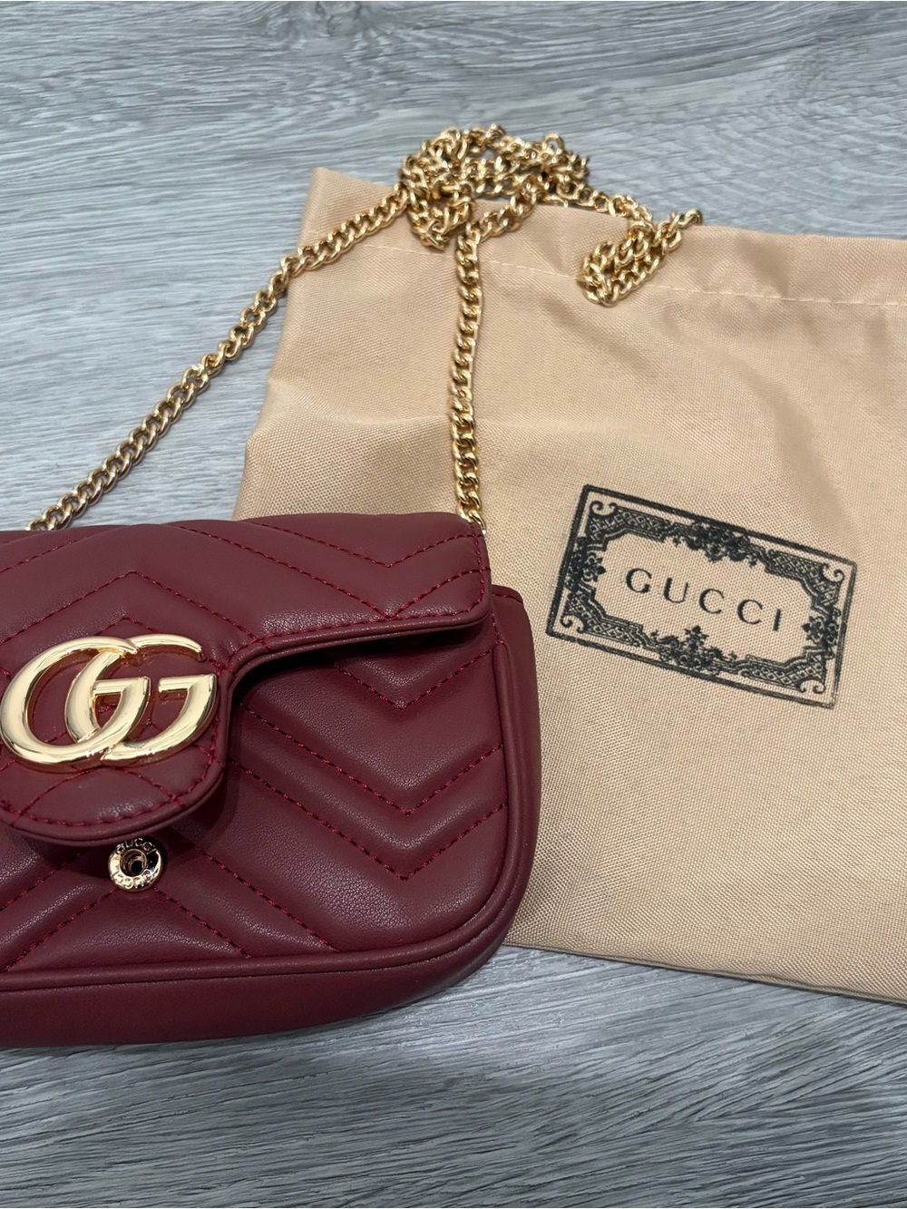 Gucci Marmont Small Matelassé Shoulder Bag in Burgundy